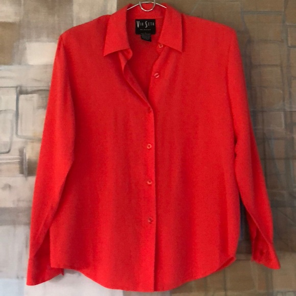 Via Seta Tops - Via Seta Silk Button Down Blouse